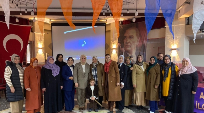 Sümeyye Dursun AKP Ahmetli ilçe kadın kolu başkanı