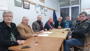 Üçpınar'da CHP toplantısı