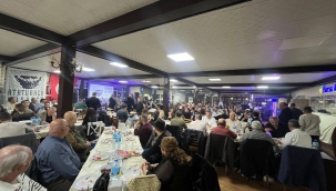 ADD Alaşehir şubesi burs alan öğrenciler yararına yemek 