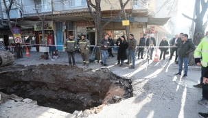 Akhisar'da 50 yıllık altyapılar yenileniyor!