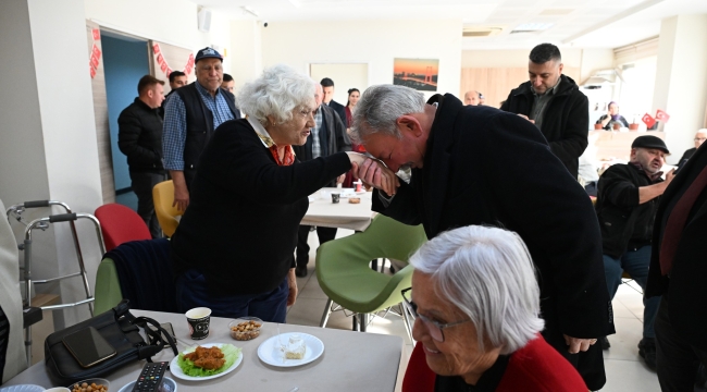 Başkan Nurlu huzur evini ziyaret etti