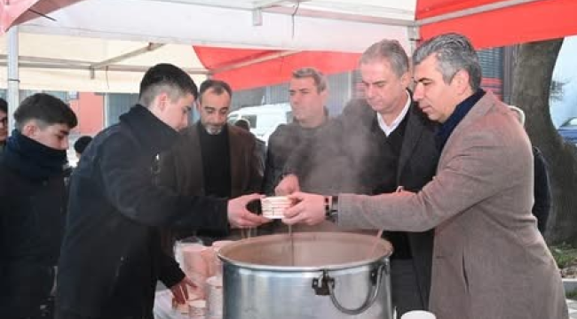 Başkan Okur sanayi esnafına çorba ikram etti