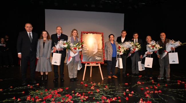 CHP eski genel başkanı Öymen Uğur Mumcu'yu anlattı