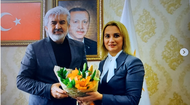 Eczacılar odası yönetimi AKP ve CHP il başkanlarını ziyaret etti