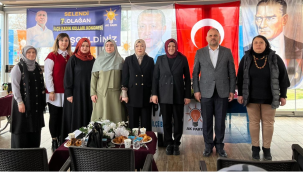 Feyza Kocademir AKP Selendi ilçe kadın kolu başkanı seçildi