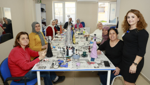 Kadınlar Afrikalı bebek üretimine başladı