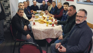 Kahvaltda esnaflarla buluşan başkan Büke'her zaman esnafımızın yannındayız'