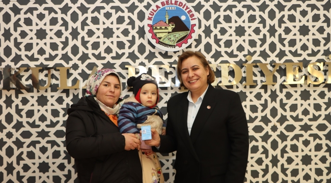 Kula'da "anne kart" dağıtılmaya başlandı