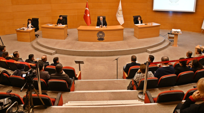 Meclis toplantısında konuşan başkan Dutlulu''çok ciddi eksiklikler var''