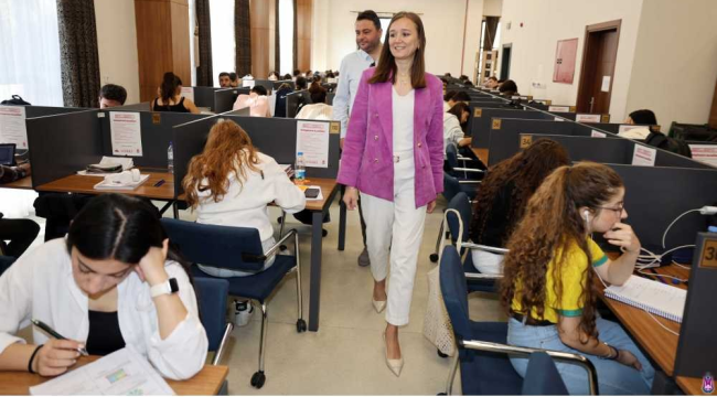 Şehzadeler belediyesinin kütüphane kültürüne katkısı artarak sürüyor