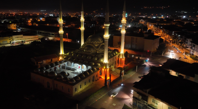 Süleyman şah cami aydınlatma sistemini belediye yenilendi
