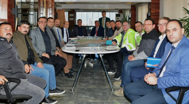 Toplantıda Alaşehir'ın alt yapı ve su sorunu ele alındı