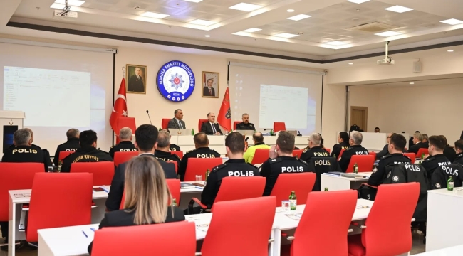 Toplantıda her ilçe ayrı ayrı değerlendirildi