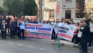 TÜİK Manisa'da boş tencere ve mumlarla proteto edildi