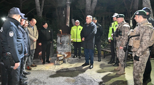 Vali Özkan polis ve Jandarma personelinin yeni yılını kutladı