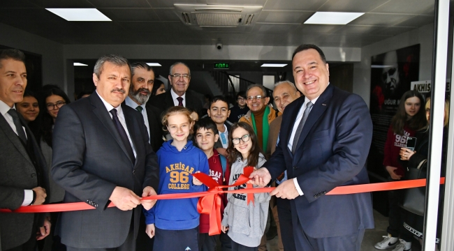 Yerinde olsam fotoğraf sergisi açıldı