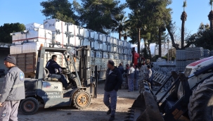 Ahmetli belediyesi çöp konteynerlerini yeniledi