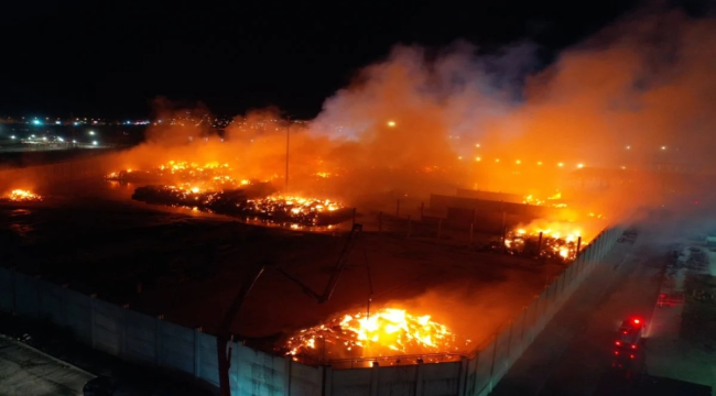 Aydın'da kağıt fabrikasında yangın