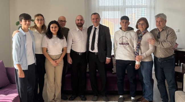 Başkan Balaban ev hapsi cezasına çarptırılan Mertcan Üreten'i ziyaret etti
