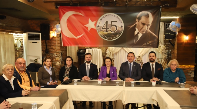 Başkan Özalper''Türkiye'nin bu bataklıktan kurtulması için erken seçim şart''