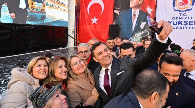 Başkan Zeyrek Denizli'de kent market açılışına katıldı