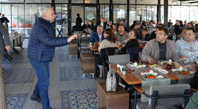 CHP ilçe yönetimi mahalle temsilcileriyle buluştu