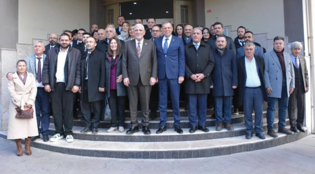 Dervişoğlu Ticaret borsasını ziyaret etti