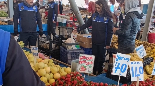 Didim'de zabıta pazarda fiyat-etiket,ölçü, ayar ve ürün kalite kontrolü yaptı