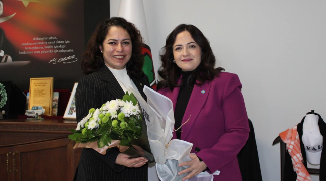 İyi ve Yeniyol parti yöneticileri baro başkanı Malay'ı ziyaret etti