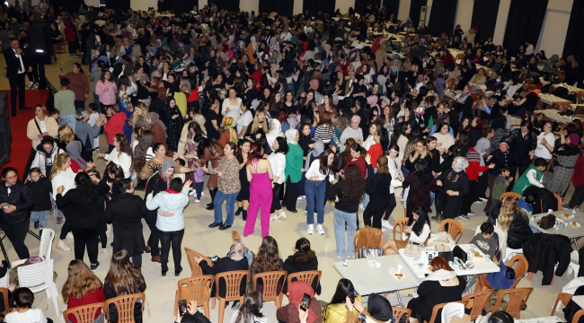 Kadınlar matinesinde kadınlar coştu