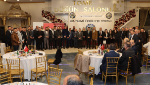 Kula ve Selendili başarılı iş adamları ödüllerini aldı