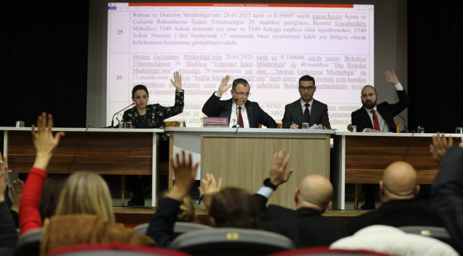 Meclisin gündeminde imar planı ve deprem vardı