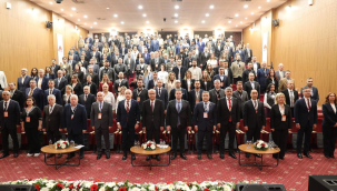 Müdür Öztürk''Manisa'yı yerli ve kaliteli kedi-köpek maması üretiminde marka şehir haline getirmektir''