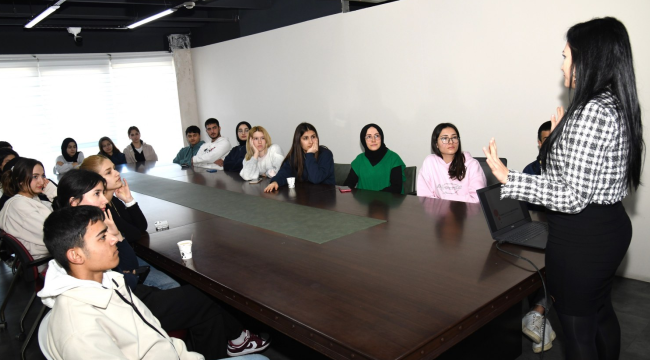 Öğrencilere sınav stresinden kurtulma yolları anlatıldı