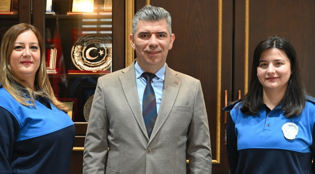 Soma belediyesi'nde kadın zabıtalar göreve başladı