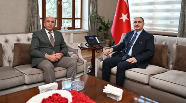 Vali Özkan Demirci ve Sarıgöl belediye başkanlarıyla yatırımları ele aldı