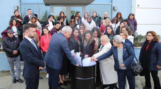 Yargıtay Cumhuriyet Başsavcılığı'nın Gültekin kararını yakarak protesto ettiler