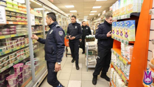 Zabıta marketlerde fiyat etiket denetimi yaptı