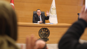 12 noktada her gün 5000 kişiye yemek dağıttıklarını belirten başkan Dutlulu''kimse yatağına aç girmesin diye çalışıyoruz''