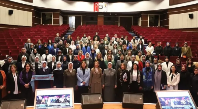 AKP 81 il kadın kolları tanışma ve istişare toplantısına Kaplan'da katıldı