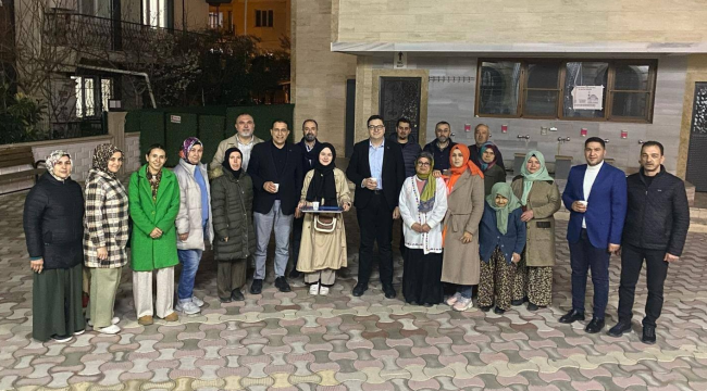 AKP il başkanı Turgut şerbet ikramına katıldı