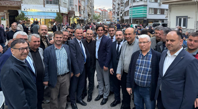 Başkan Balaban Selendi'liler derneği iftarına katıldı