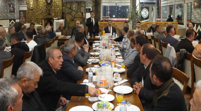 Başkan Dönmez STK başkanları ve muhtarlarla iftarda bir araya geldi