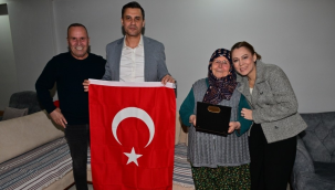 Başkan Zeyrek ilk iftarını şehit evinde açtı