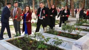 Çanakkale zaferi ve şehitleri anma günü nde şehitlik ziyaret edildi