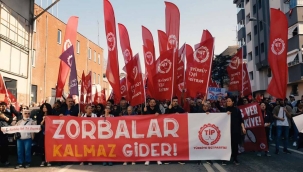 Eşi benzeri görülmemiş kalabalık! miting alanına koştu