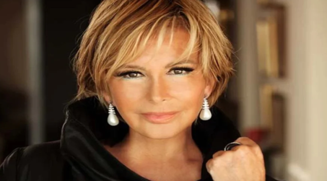 Filiz Akın yaşamını yitirdi