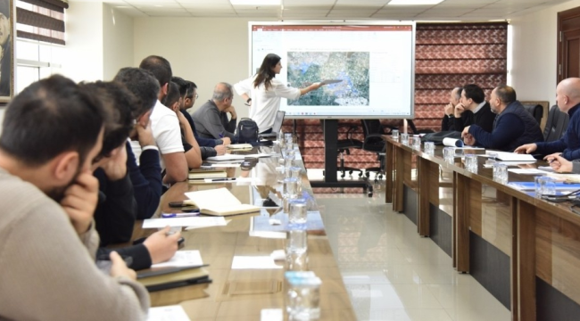 Firmalara DB kredisiyle yapılacak alt yapı projelerinin sunumu yapıldı