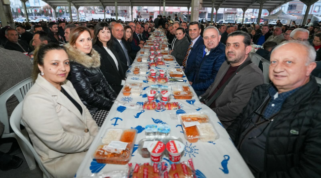 Gölmarmara'da vatandaşları buluşturan iftara büyük ilgi