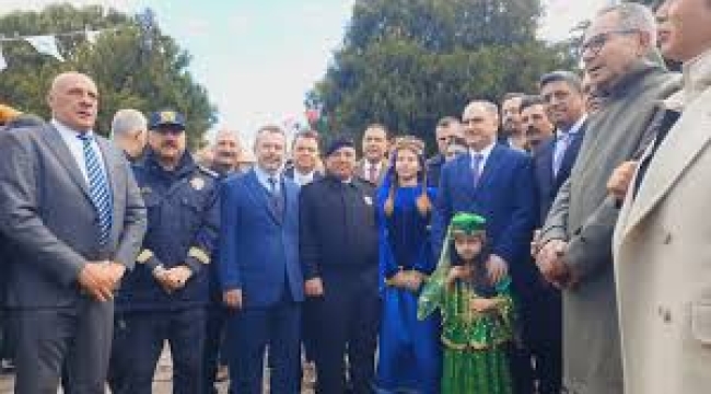 Halka saçılacak tonlarca mesir macunun karmasına başlandı